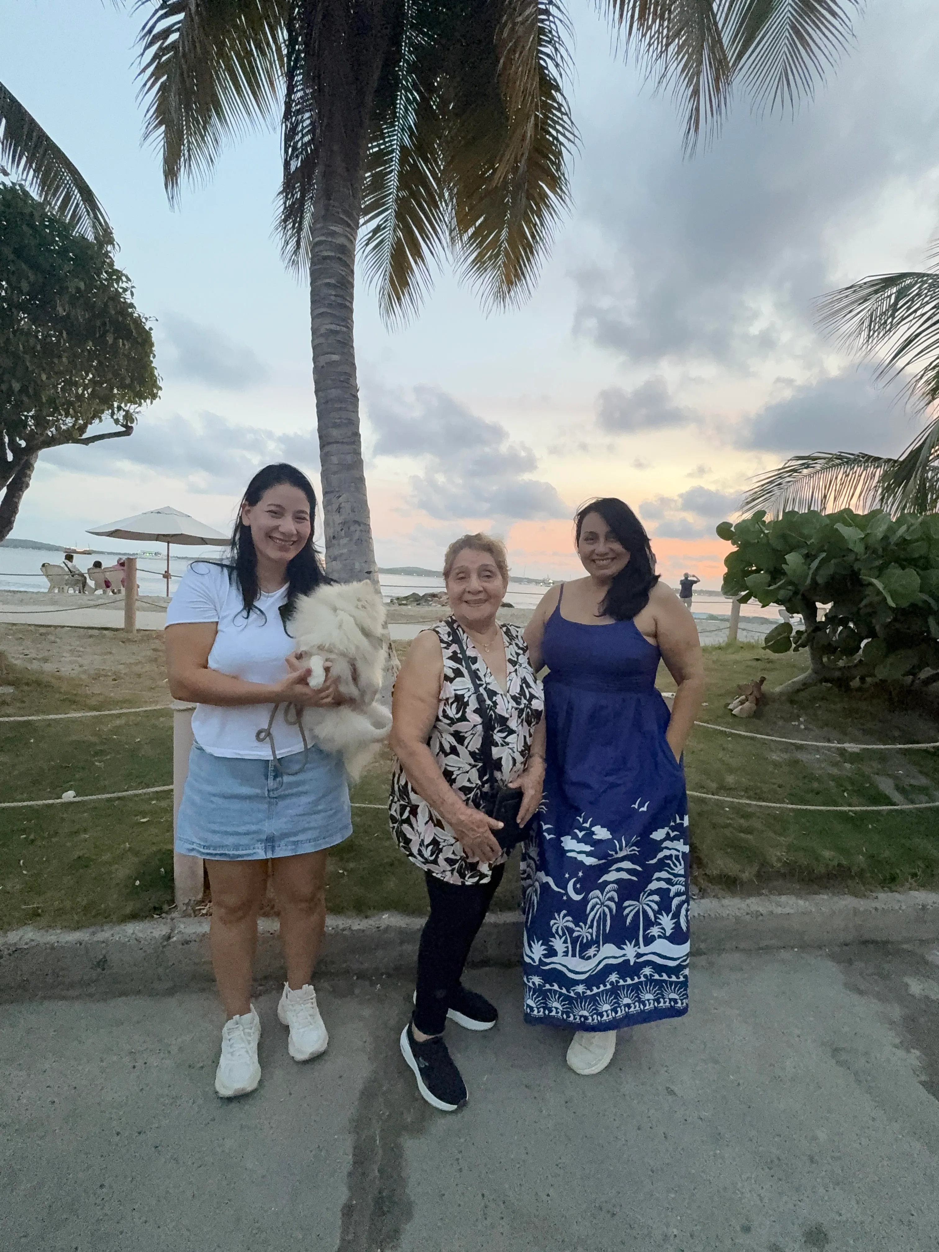 A family traveling together · Cartagena